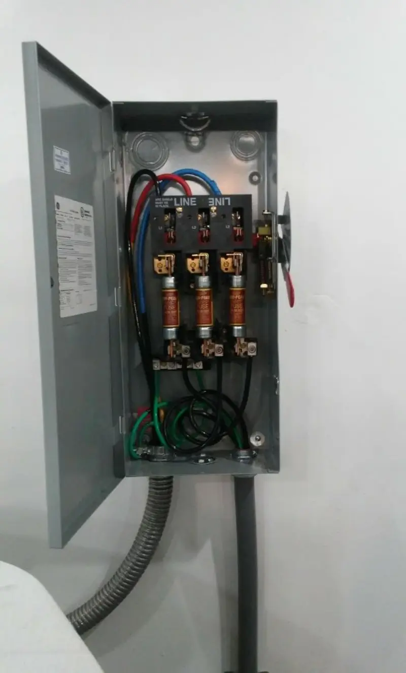 Three-phase disconnect switch installed for Electrical Wiring & Rewiring in Culver City